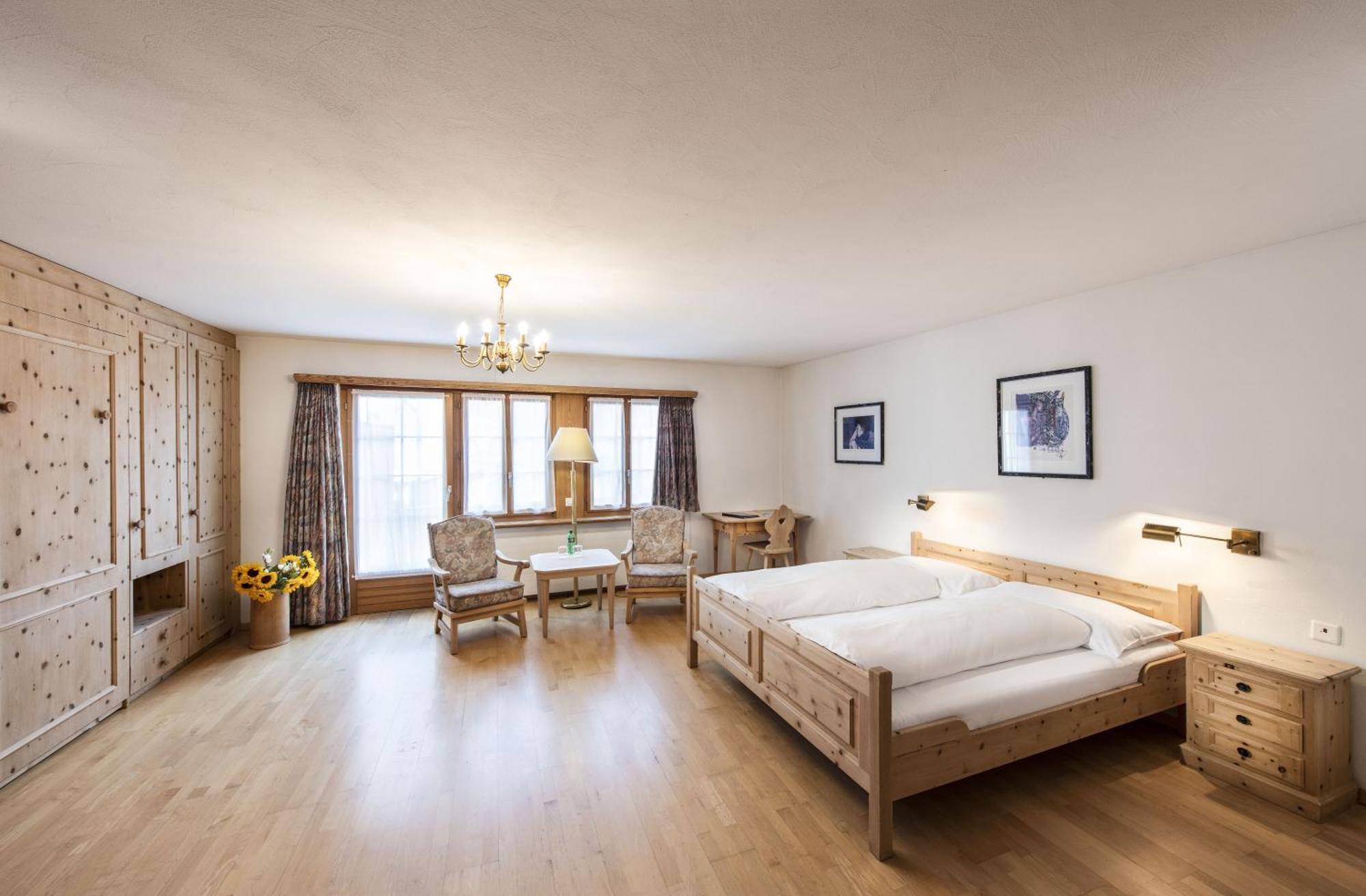 Historic Hotel Crusch Alva Zuoz Pokoj fotografie